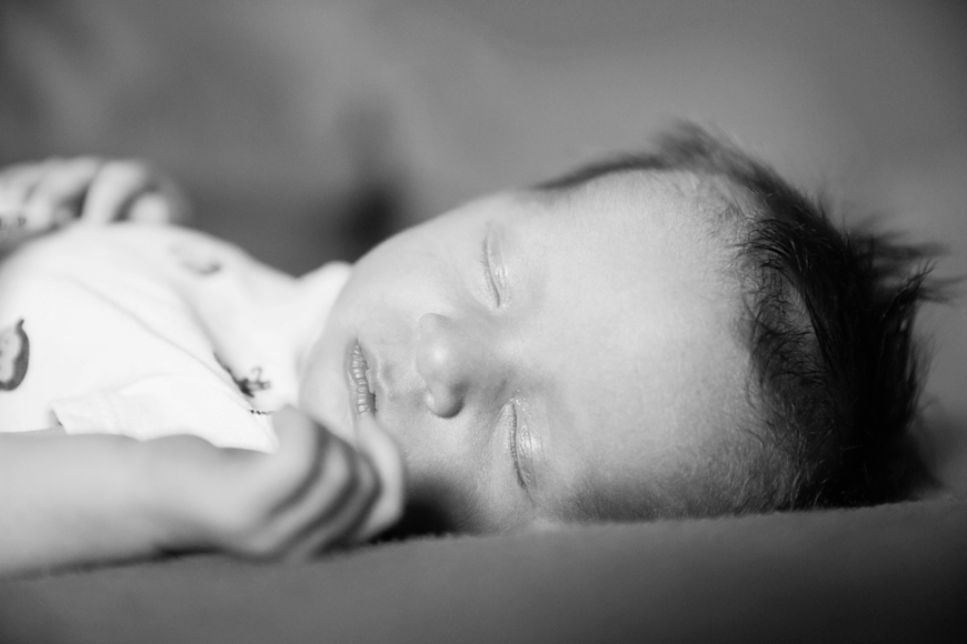 Leah Hope Photography | Indoor Lifestyle Newborn Pictures