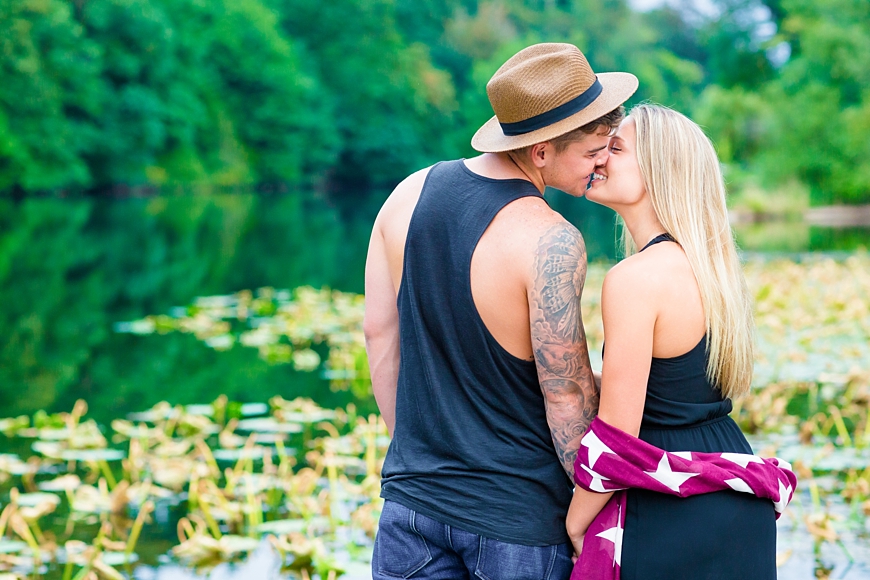 Leah Hope Photography | Seattle Lake Fenwick Couple Pictures