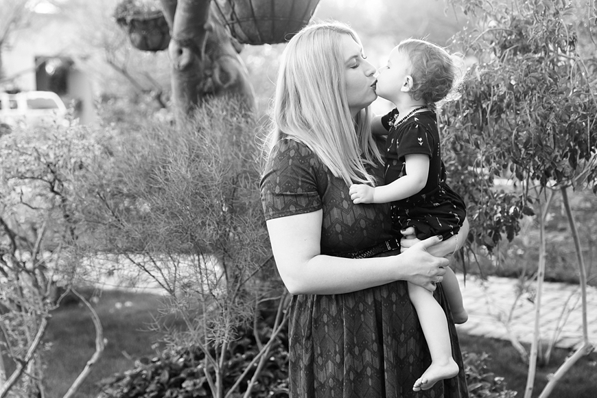 Leah Hope Photography | Old Town Scottsdale Arizona Civic Center Fall Family Photos