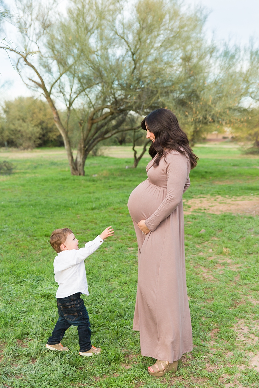 Leah Hope Photography | Green Nature Scottsdale Phoenix Arizona Outdoor Family Maternity Pictures