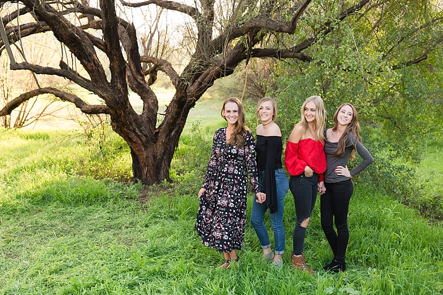 Leah Hope Photography | Phoenix Scottsdale Arizona Outdoor Landscape Family Sister Best Friend Pictures