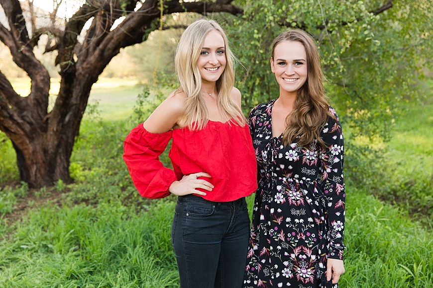 Leah Hope Photography | Phoenix Scottsdale Arizona Outdoor Landscape Family Sister Best Friend Pictures