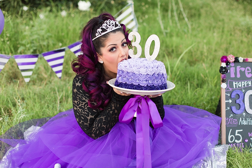 Leah Hope Photography | Scottsdale Phoenix Arizona 30th 30 Years Old Birthday Adult Cake Smash Pictures