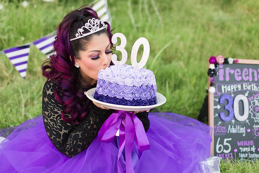 Leah Hope Photography | Scottsdale Phoenix Arizona 30th 30 Years Old Birthday Adult Cake Smash Pictures
