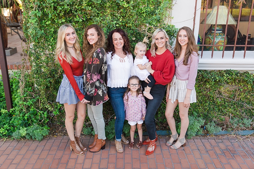 Leah Hope Photography | Phoenix Scottsdale Arizona Old Town Scottsdale Civic Center Park Family Sister Pictures