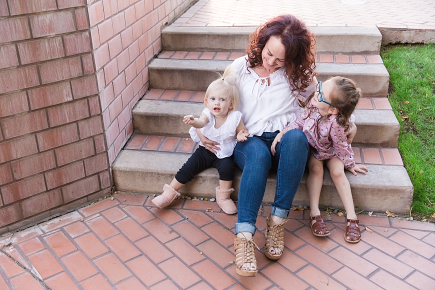 Leah Hope Photography | Phoenix Scottsdale Arizona Old Town Scottsdale Civic Center Park Family Sister Pictures