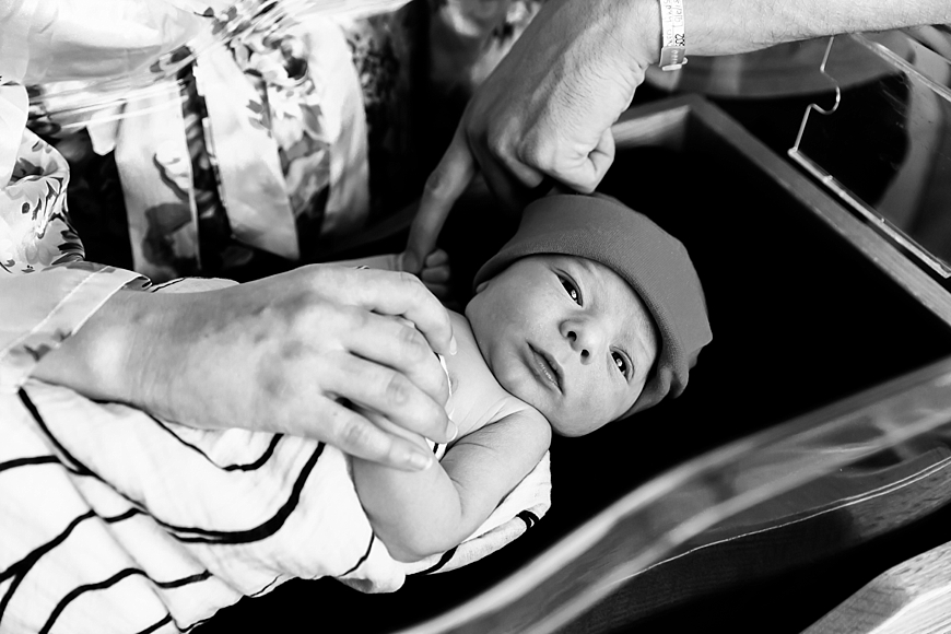 Leah Hope Photography | Phoenix Arizona Hospital Newborn Family Pictures