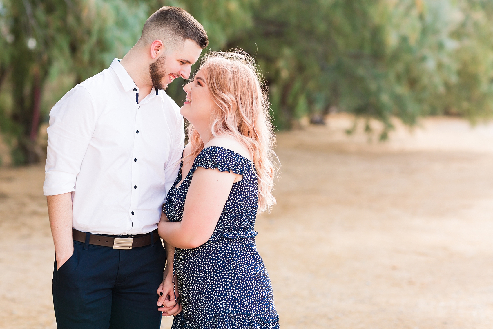 Leah Hope Photography | Scottsdale Cave Creek Phoenix Arizona | Desert Landscape Cactus Scenery | Engagement Pictures | Engaged | Married | In Love | Couples Poses | What to Wear