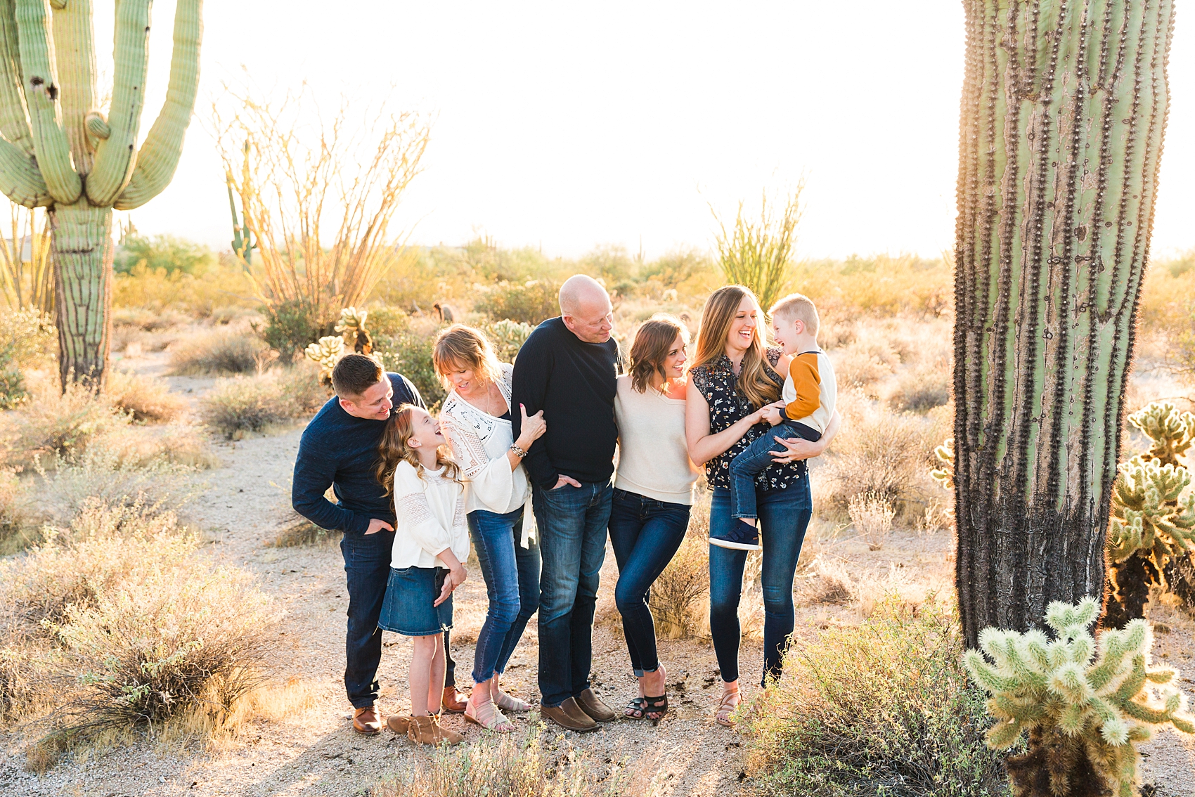 Leah Hope Photography | Scottsdale Phoenix Arizona | Desert Landscape Cactus Scenery | McDowell Mountains | Extended Family Pictures | Family Photos | What to Wear | Family Poses