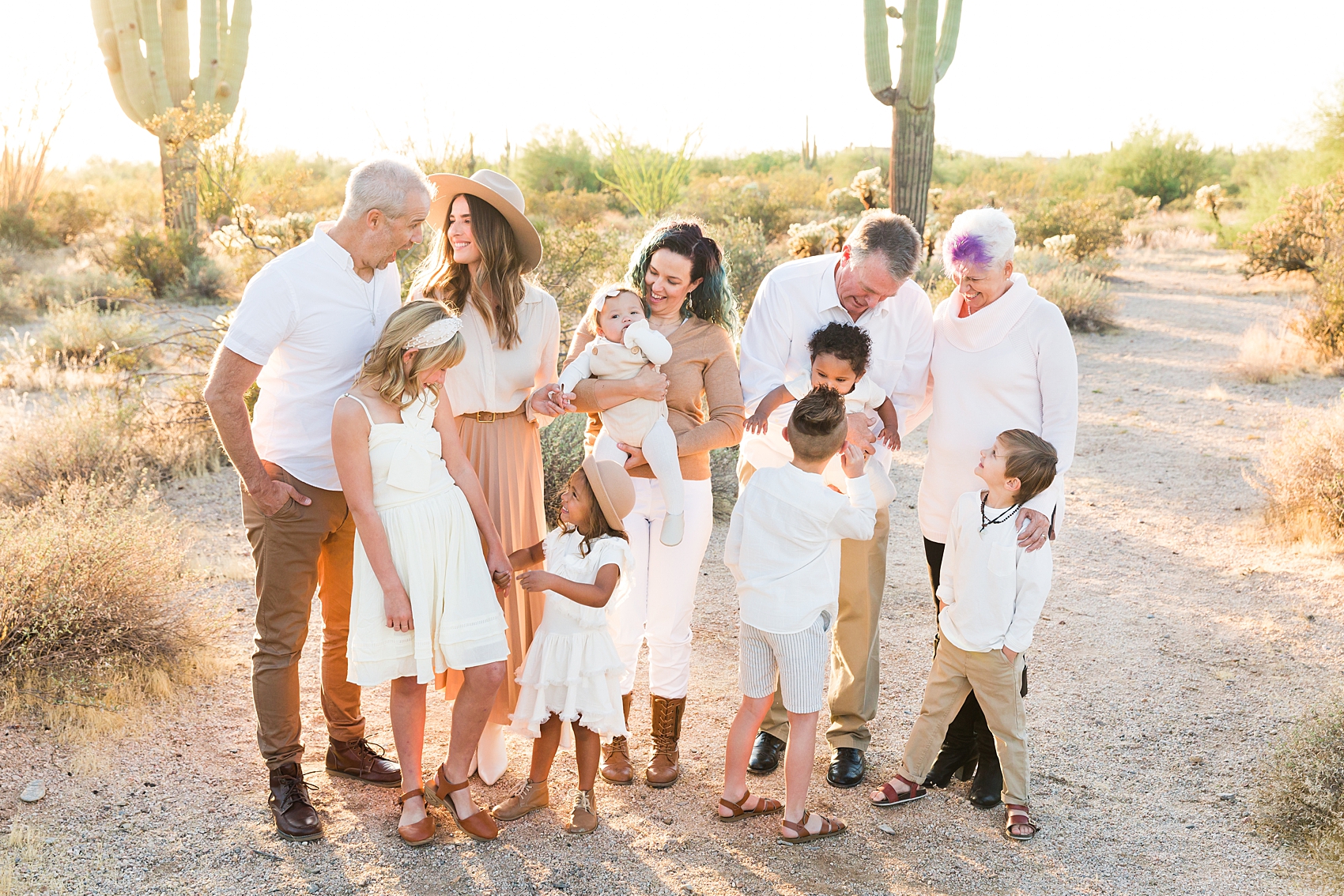 Leah Hope Photography | Downtown Phoenix Arizona | Desert Landscape Cactus Scenery | Family Pictures | What to Wear | Earth Tones and Neutrals | Golden Hour Sunset Sunlight | Family Poses