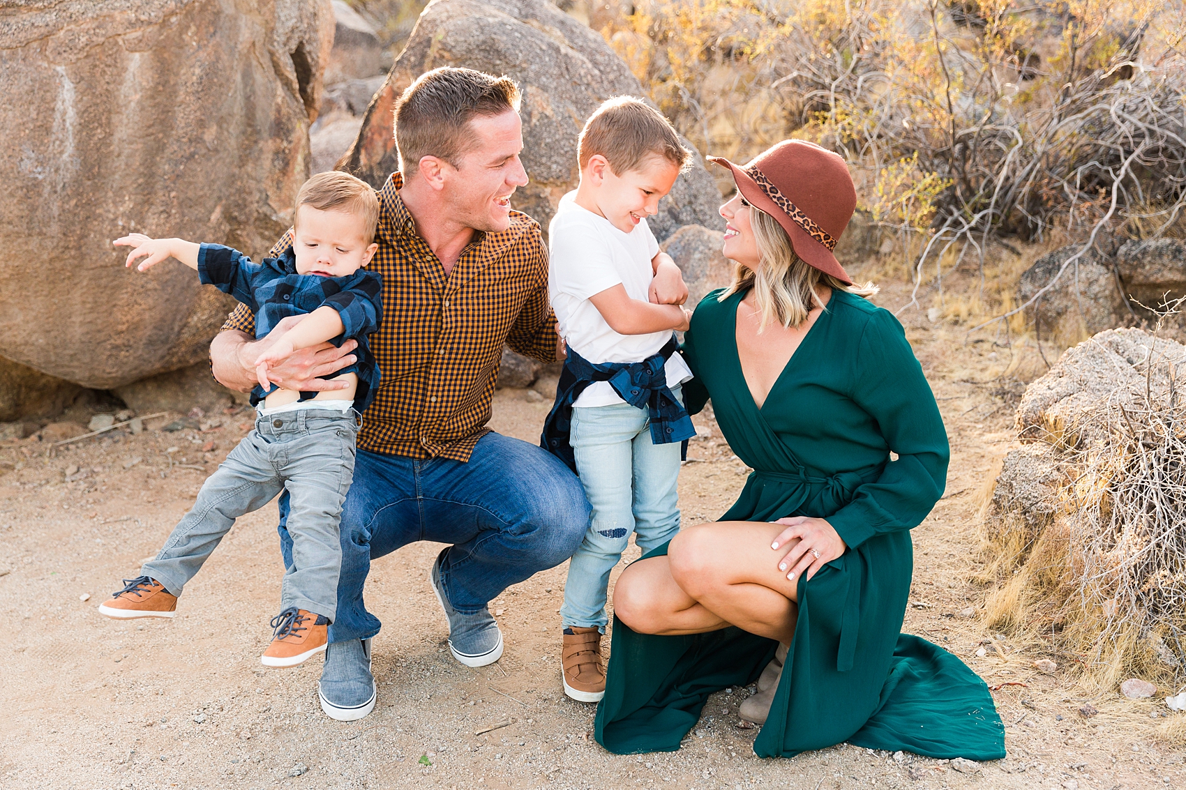 Leah Hope Photography | Scottsdale Phoenix Arizona | Desert Landscape Cactus Boulders Scenery | Family Picutres | What to Wear | Family Poses | Family Photos