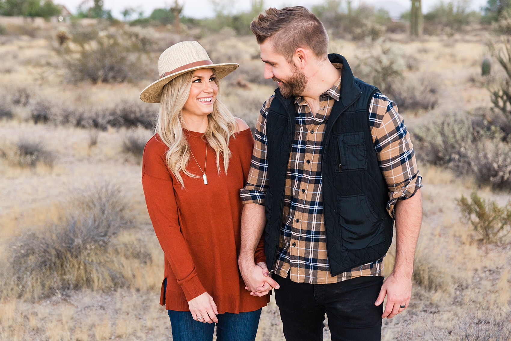 Leah Hope Photography | Scottsdale Phoenix Arizona | Desert Landscape Cactus Scenery | Sunset Golden Hour Family Photos | Family Pictures | What to Wear | Family Poses | Coordinating Outfits