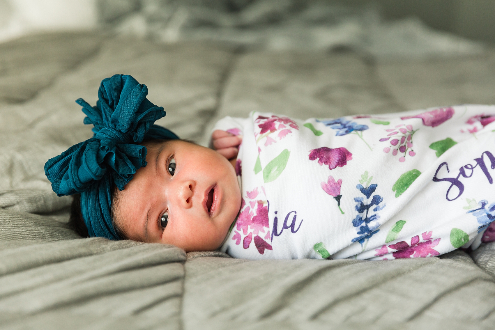 Leah Hope Photography | Scottsdale Phoenix Arizona | Newborn Pictures | Baby Photos | Family Pictures | Indoor Lifestyle Home Newborn Session