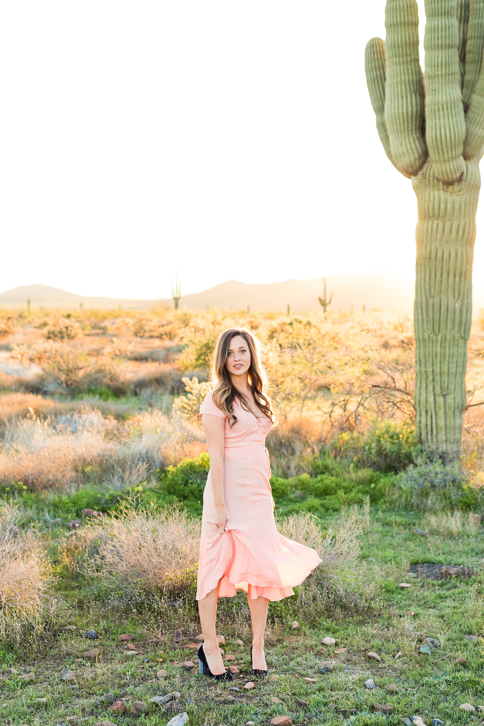 Leah Hope Photography | Scottsdale Phoenix Arizona | Desert Landscape Cactus Scenery | Apache Trailhead | Family Pictures | Child Portraits | Family Photography | What to Wear Families