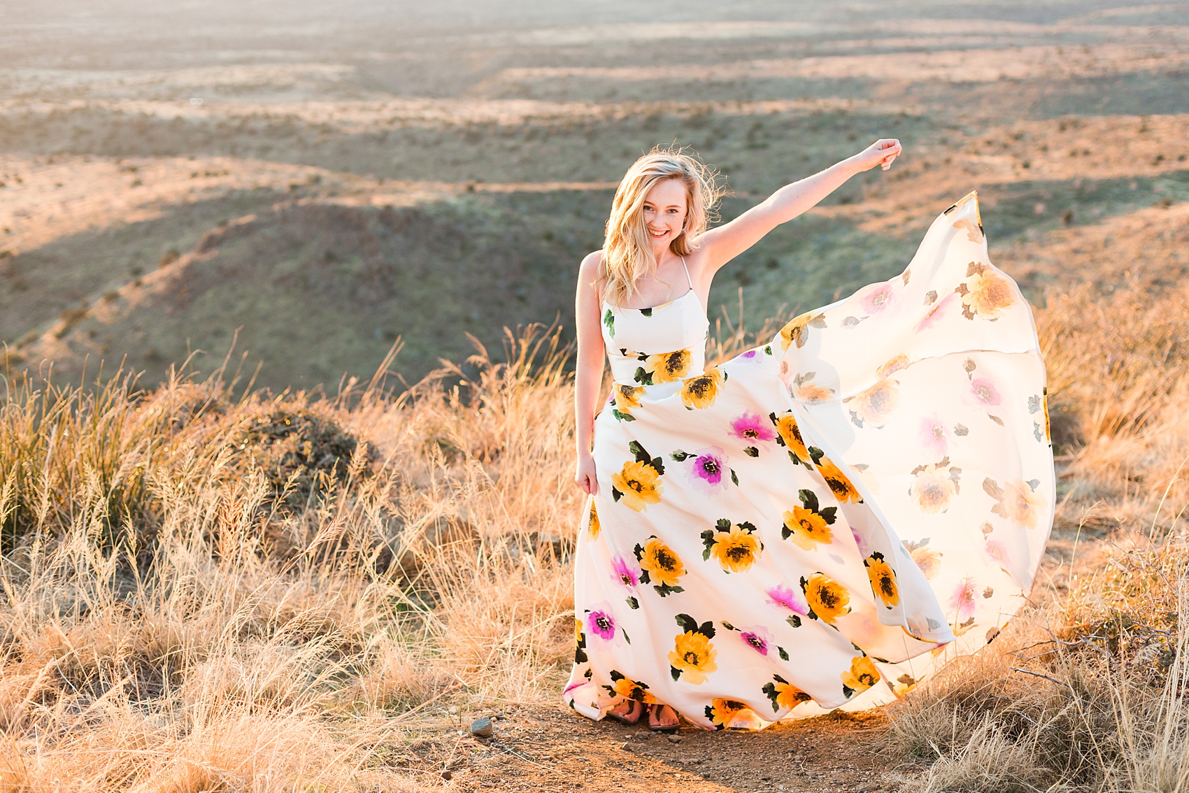 Leah Hope Photography | Scottsdale Phoenix Arizona Photographer | Humboldt Mountain Top | Desert Landscape | Mountain Views | Couple Pictures | College Senior Photos | What to Wear | Couple Poses | Senior Boy Girl Poses