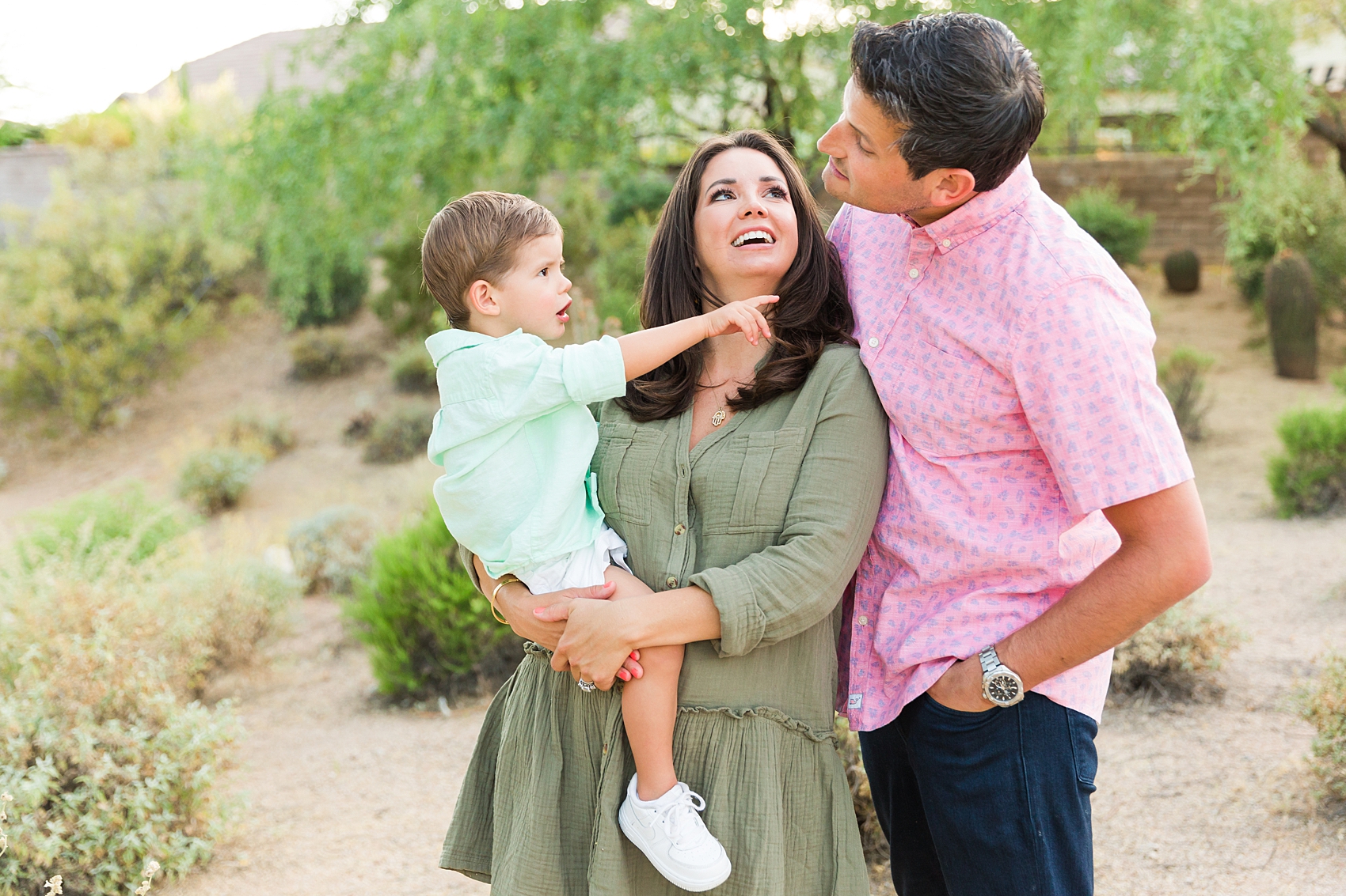Leah Hope Photography | Scottsdale Phoenix Arizona | Home Backyard Family Photos | Family Pictures | What to Wear | Family Poses | Family of Three | Gender Reveal | Baby Gender Announcement
