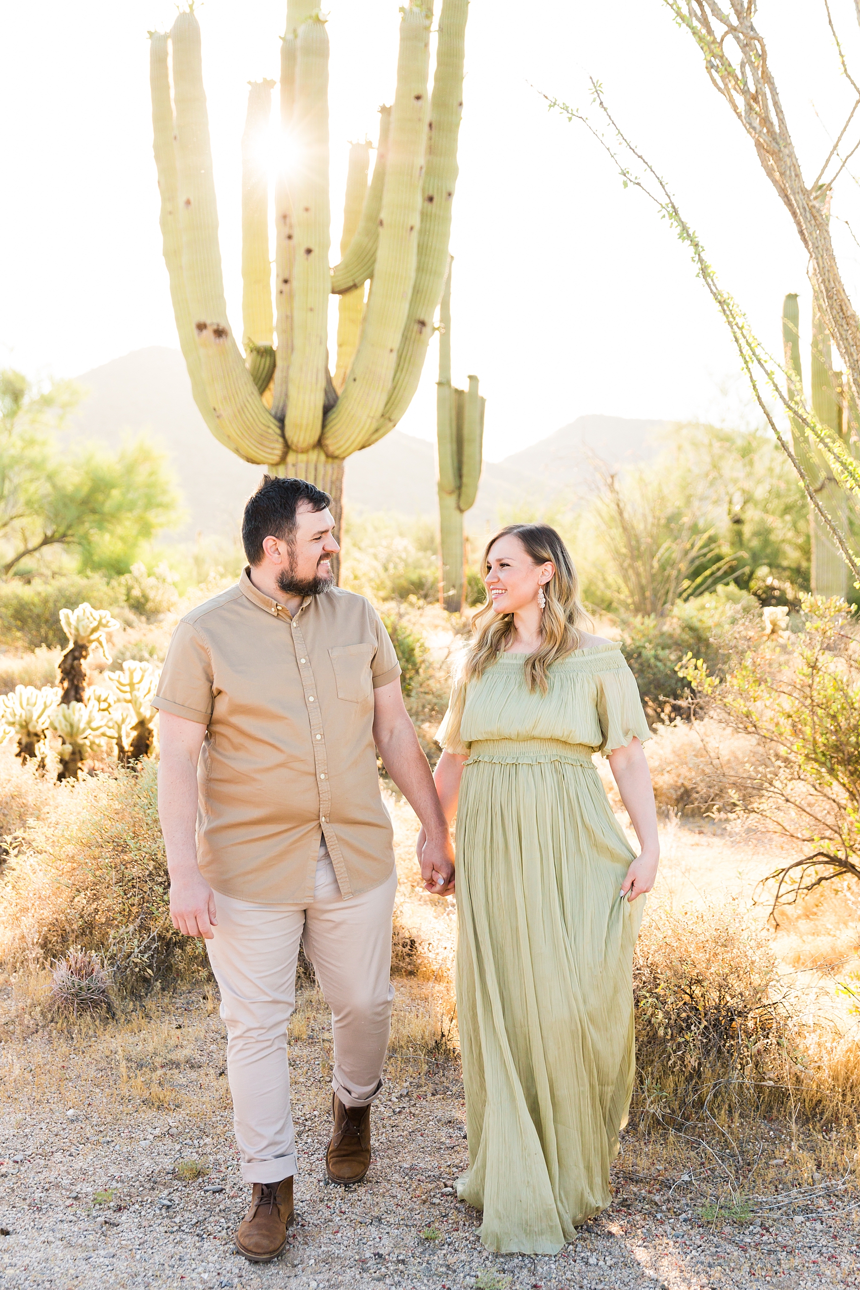 Leah Hope Photography | Scottsdale Phoenix Arizona | Desert Landscape Cactus Mountains Scenery | Sunrise Natural Light | What to Wear | How to Pose | Family Poses | Styling Fashion for Pictures | Family Photos 