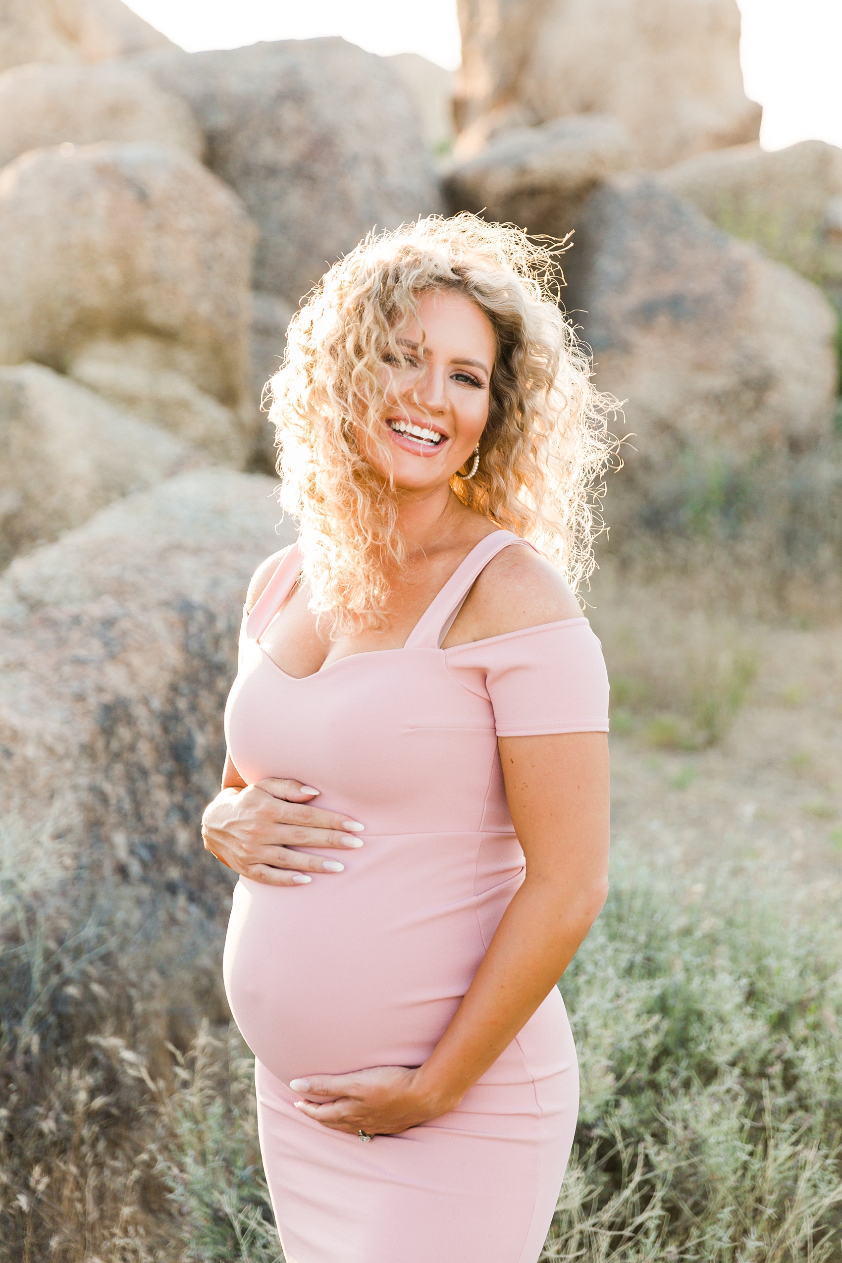 Leah Hope Photography | Scottsdale Phoenix Arizona | Desert Landscape Cactus Boulders Scenery | Sunset Natural Light | What to Wear | How to Pose | Maternity Poses | Styling Fashion for Pictures | Maternity Photos | Bump Pictures | Pregnancy Photos | Baby Bump