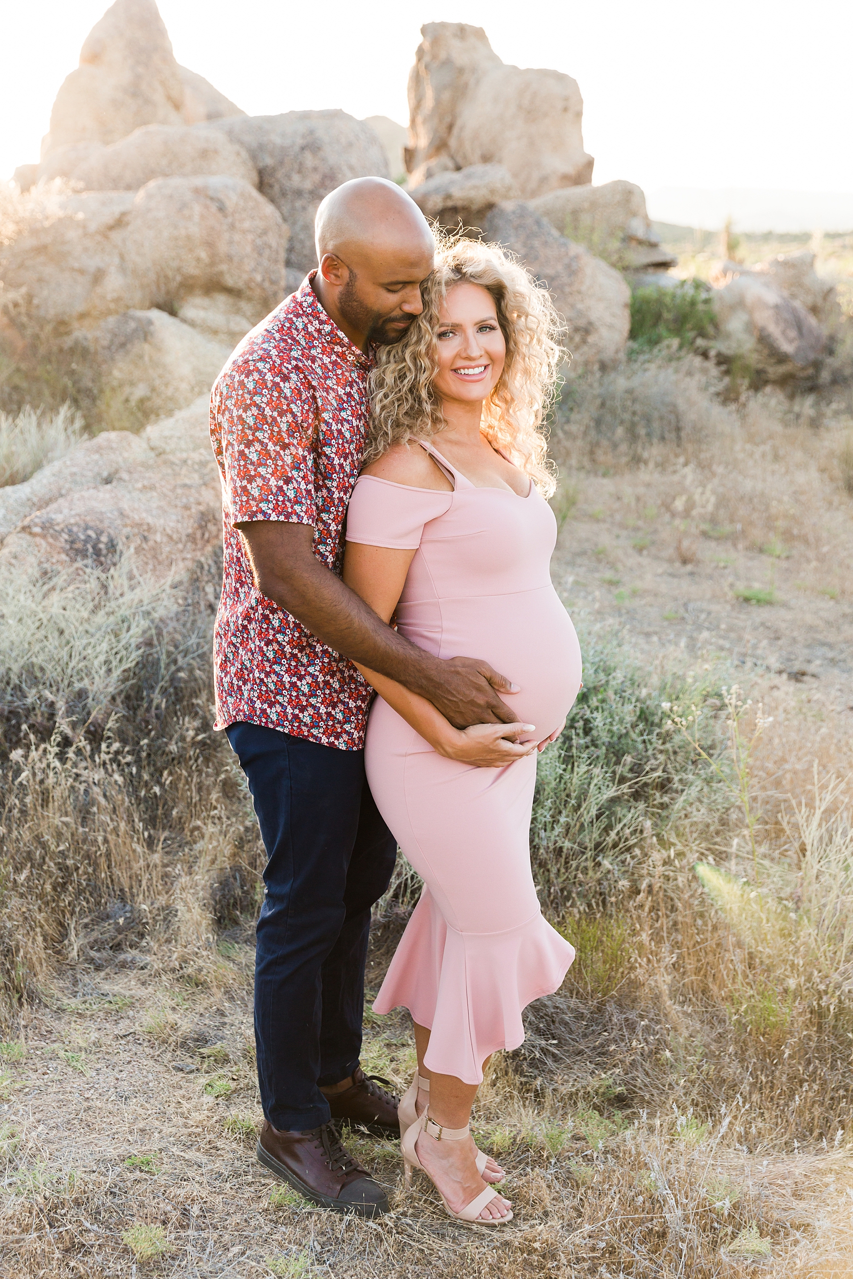 Leah Hope Photography | Scottsdale Phoenix Arizona | Desert Landscape Cactus Boulders Scenery | Sunset Natural Light | What to Wear | How to Pose | Maternity Poses | Styling Fashion for Pictures | Maternity Photos | Bump Pictures | Pregnancy Photos | Baby Bump